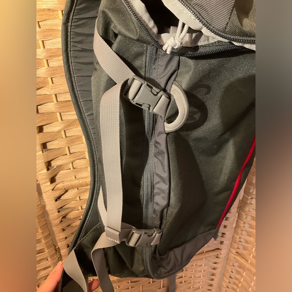 Camelbak Snoblast Skiing/Snowboarding Pack - Picture 6 of 11